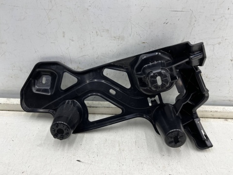 Ślizg BMW 2 F74 Gran Coupe 24r.- lewe tylne mocowanie zderzaka lewy tył 5a35da5