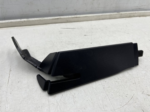 Zawias klapy Nissan X-Trail III T32 Rogue 13-21r. siłowniki bagażnika z zaślepkami KOMPLET