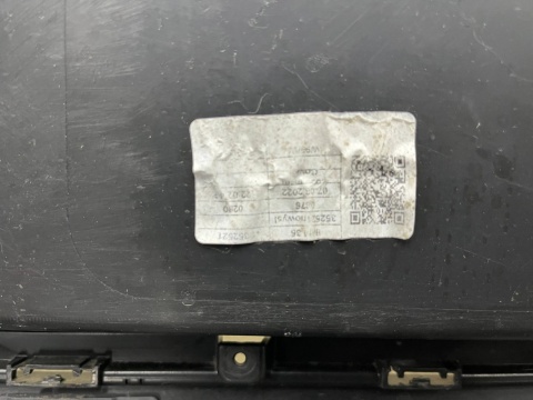 Zderzak tylny Jaguar I-Pace IPace 18-24r. tył 4XPDC J9D3-17D781-A