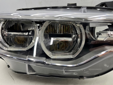 Lampa reflektor BMW 4 F32 F33 F36 M4 F82 F83 M3 F80 14-21r. FULL LED prawa przednia Europa prawy przód 7460620