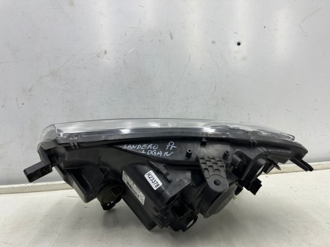 Lampa reflektor Dacia Sandero 2 II Lift Logan 2 II 12-16r. prawa przednia zwykła prawy przód Europa 260107615r