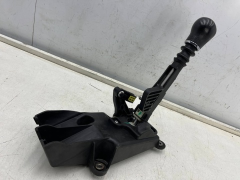 Lewarek zmiany biegów Nissan X-Trail III T32 Rogue 13-21r. wybierak dźwignia gałka manualna 6 biegów 341015397r
