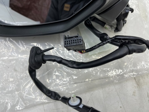 Lusterko Audi A4 B9 8w 15-24r. LEWE elektryczne składane podgrzewane 12 pin kompletne EUROPA