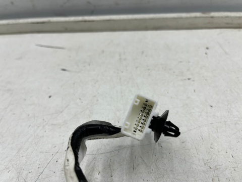 Przełącznik Nissan X-Trail III T32 Rogue 13-21r. przycisk PDC czujników parkowania