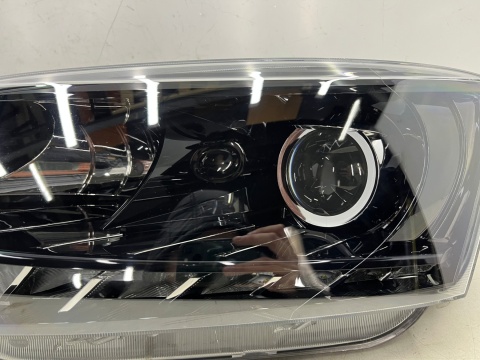 Lampa reflektor Skoda Fabia 3 III 14-18r. lewa przednia soczewka LED pasek ORYGINALNA Europa lewy przód 6v1941015b