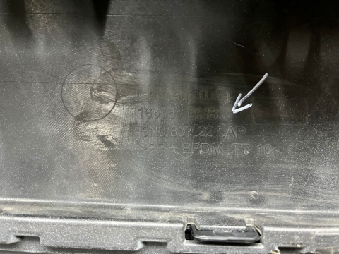 Zderzak przedni VW Tiguan 1 I R-Line 11-16r. Lift przód 6XPDC spryski 5N0807221AP