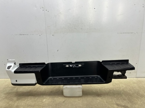 Zderzak tylny Isuzu D-Max DMax 3 III Mazda BT-50 BT50 III 19r.- nakładka zderzaka stopień PDC tylna belka zderzaka tył