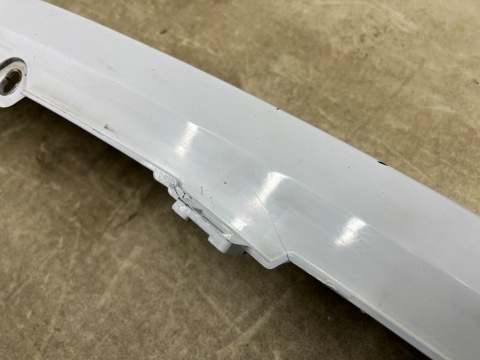 Atrapa Iveco Daily 4 IV 14-19r. Przedlift grill przednia maskownica zderzaka listwa 5801543604