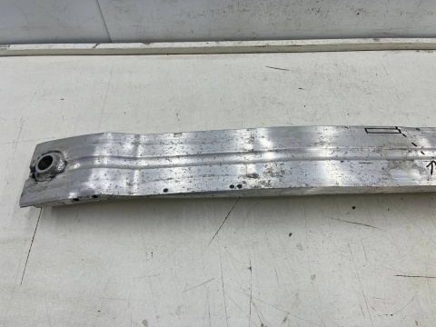 Belka zderzaka Porsche Macan 95b 14r.- przednie wzmocnienie pasa przód oryginalne 8r0807113d