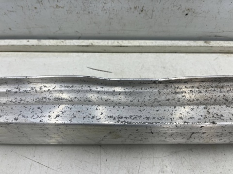 Belka zderzaka Porsche Macan 95b 14r.- przednie wzmocnienie pasa przód oryginalne 8r0807113d