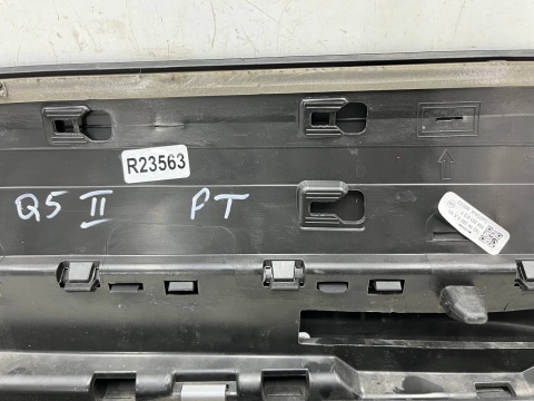 Listwa Audi Q5 II 80a FY + Sportback 16-24r. PRAWA tylna dolna nakładka drzwi prawy tył 80a853970