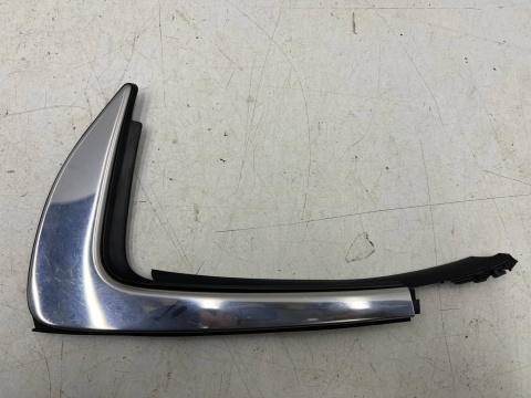 Listwa Mazda 3 IV BP 19r.- PRAWA tylna chromowana nakładka osłona na trójkąt szyby drzwi tylnych prawy tył