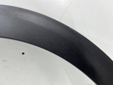 Listwa Peugeot 3008 II 16r.- prawa tylna nakładka rant błotnika CIENKA wąska prawy tył 9825289077