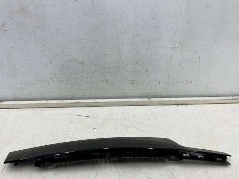 Listwa VW Golf 8 VIII 19r.- lewa przednia nakładka ramki drzwi bocznych z napisem Volkswagen lewy przód 5h4837901b