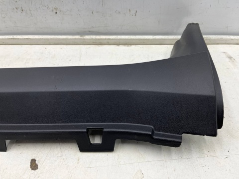 Nakładka progu Iveco Daily 4 IV 2014r.- PRAWA listwa progowa zewnętrzna próg stopień 5801521532