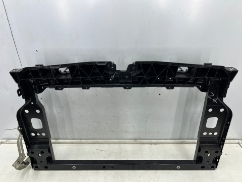 Pas przedni Fiat 500E 2 II 20r.- wzmocnienie ramka chłodnic oryginalny