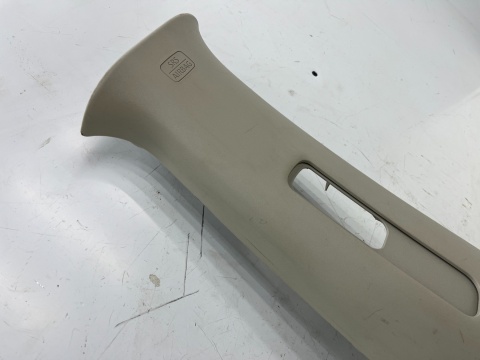 Plastik Nissan X-Trail III T32 Rogue 13-21r. prawa osłona słupka środkowego regulacji pasów poszycie tapicerka 769134ce0a
