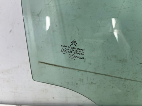 Szyba boczna Citroen C4 I HB 5Drzwi 04-10r. prawa przednia szyba z drzwi oryginalna prawy przód