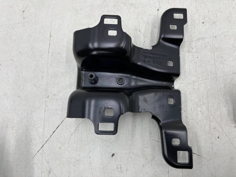 Zamek maski Porsche Macan II 95c 24r.- rygiel mocowanie podstawa zamka maski łącznik pasa komplet