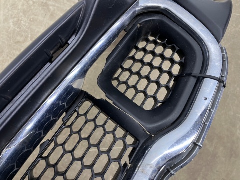 Zderzak przedni Jeep Cherokee KL 5 V 13-18r. Przedlift przód spoiler dokładka 68203214AA