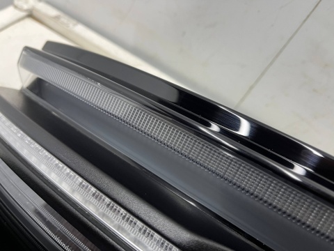 Lampa Porsche Macan II 95c 24r.- tylne światło w klape bagaznika blenda LED 95c945070bc