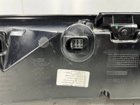 Lampa Porsche Macan II 95c 24r.- tylne światło w klape bagaznika blenda LED 95c945070bc