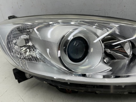 Lampa reflektor Mazda 5 III CW Premacy 10-16r. PRAWA przednia zwykła na żarówkę H7 soczewka Europa prawy przód c513-51030