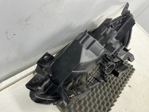 Lampa reflektor Mazda 5 III CW Premacy 10-16r. PRAWA przednia zwykła na żarówkę H7 soczewka Europa prawy przód c513-51030