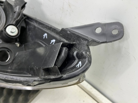 Lampa reflektor Mazda 5 III CW Premacy 10-16r. PRAWA przednia zwykła na żarówkę H7 soczewka Europa prawy przód c513-51030