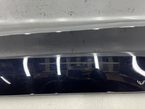 Listwa VW Tiguan 5NN Allspace R-Line 17r.- NOWA lewa tylna dolna nakładka drzwi bocznych lakierowana CHROM lewy tył