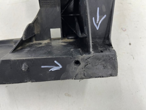 Pas przedni Audi A4 B9 8w Audi A5 II 8w F5 15-24r. wzmocnienie ramka chłodnic oryginalny 8w0805594