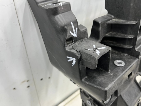 Pas przedni VW Tiguan 3 III 2024r.- wzmocnienie czołowe ramka chłodnic oryginalny 57h805594k