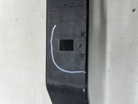 Pas przedni VW Tiguan 3 III 2024r.- wzmocnienie czołowe ramka chłodnic oryginalny 57h805594k