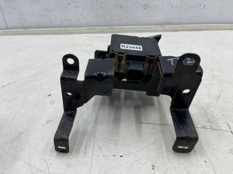 Radar Nissan X-Trail III T32 Rogue 13-21r. sensor czujnik zmiany pasa distronic kosz mocowanie 284384cb0c 0203300713