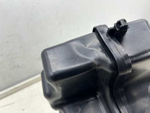 Zbiorniczek spryskiwaczy VW Golf 7 VII + Sportsvan Passat B8 12-23r. zbiornik na płyn do szyby ORYGINALNY BEZ pompki 5g0955453j