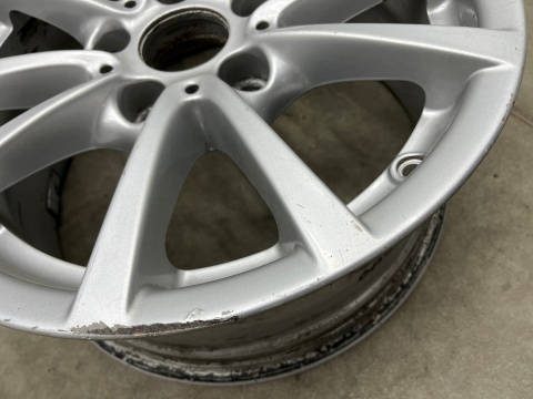 Felga BMW 3 F30 F31 F36 Gran Coupe 7jx16 H2 ET31 5x120 oryginalna 16 cali 6796236