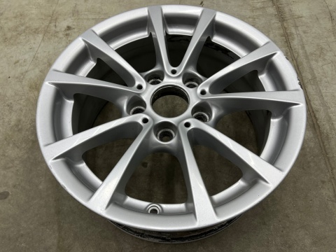 Felga BMW 3 F30 F31 F36 Gran Coupe 7jx16 H2 ET31 5x120 oryginalna 16 cali 6796236