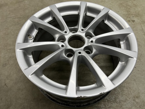 Felga BMW 3 F30 F31 F36 Gran Coupe 7jx16 H2 ET31 5x120 oryginalna 16 cali 6796236