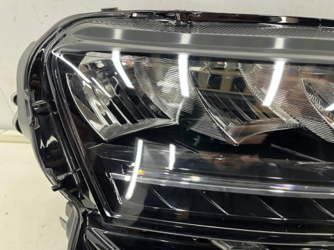 Lampa reflektor Skoda Karoq LIFT 21r.- PRAWA przednia Crystal Lighting Full LED prawy przód EUROPA 57b941010