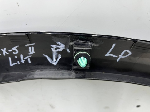 Listwa Mazda CX-5 II KP LIFT CX-5 II 21r.- lewy przedni rant nadkola błotnika nakładka LAKIEROWANY lewy przód kpg1-51w31