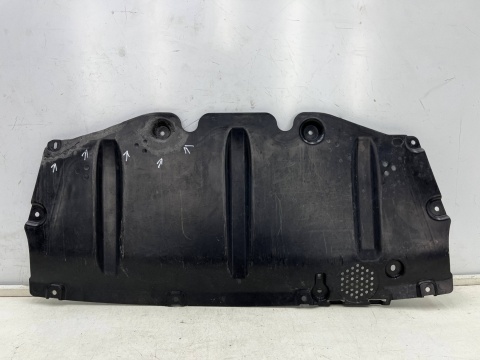 Osłona pod silnik BMW G20 sedan G21 kombi 2018r.- przednia płyta dolna podwozia pod zderzak 7428176 7340857