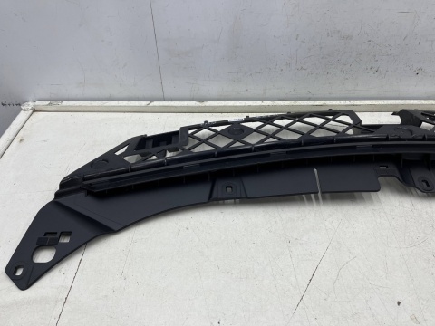 Ślizg Mercedes w177 A-klasa 18r.- przednie górne mocowanie wzmocnienie pasa atrapy noska zderzaka wspornik uchwyt przód ORYGINAL