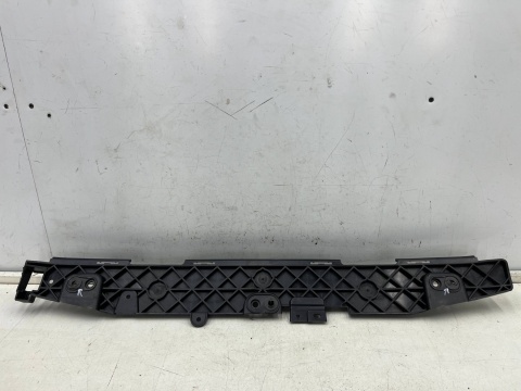 Ślizg Peugeot 308 III T10 HB 21r.- tylne środkowe mocowanie zderzaka wspornik uchwyt tył ORYGINALNY 9836418080