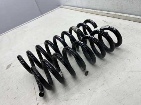 Sprężyna BMW F31 Kombi F36 Gran Coupe 11-18r. sprężyny tylnego zawieszenia tył komplet