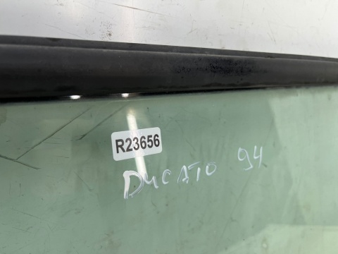 Szyba tylna Citroen Jumper I Ducato II Boxer I 94-06r. DOKA dubel kabina tylna szyba grodziowa razem z uszczelką