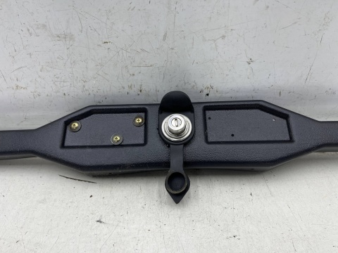 Zamek klapy bagażnika Mitsubishi L200 06r.- przycisk tylnej szyby zabudowy Road Ranger mechanizm BEZ KLUCZA