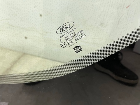 Szyba przednia Ford C-Max MK2 CMax Mk2 12-19r. czołowa podgrzewana z sensorem czujnikami i radarem kamerą ogrzewana