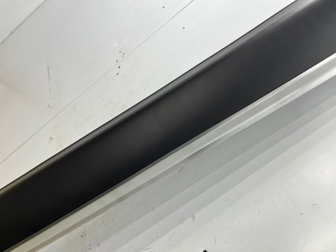 Nakładka progu Kia Sportage IV GT-Line 15-21r. NOWA prawa listwa progowa zewnętrzna próg prawy 87752f1110