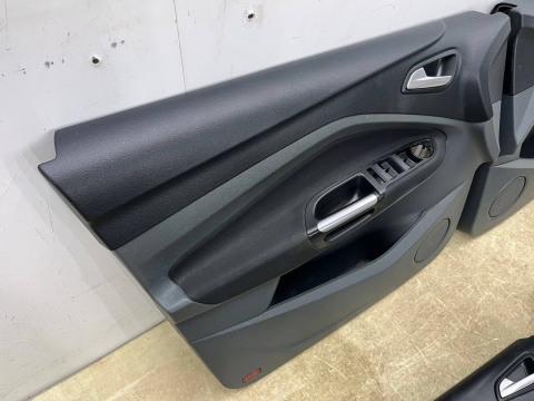 Tapicerka Ford C-Max MK2 12-19r. boczki drzwi KOMPLET prawy lewy tył przód boczek
