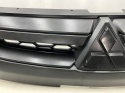 Atrapa Mitsubishi L200 5 V 19r.- grill przednia maskownica zderzaka znaczek 7450B264